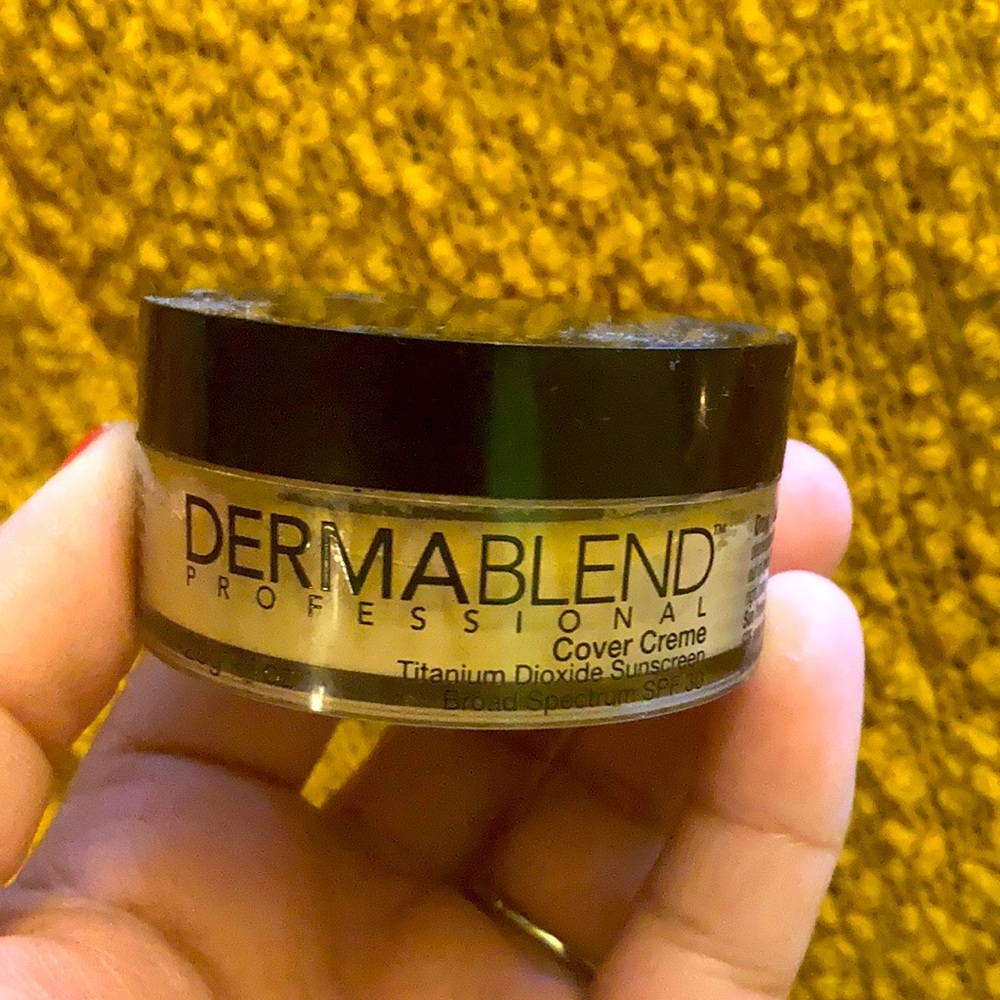 - Dermablend professional cover creme SPF 30 sand beige 30N
